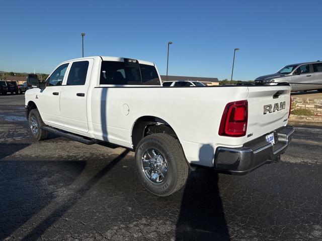 2026 RAM Ram 3500 RAM 3500 TRADESMAN CREW CAB 4X4 8 BOX