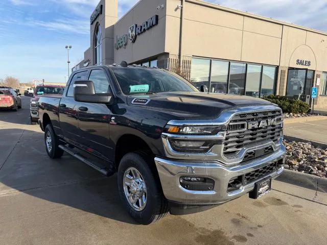 2026 RAM Ram 2500 RAM 2500 TRADESMAN CREW CAB 4X4 64 BOX