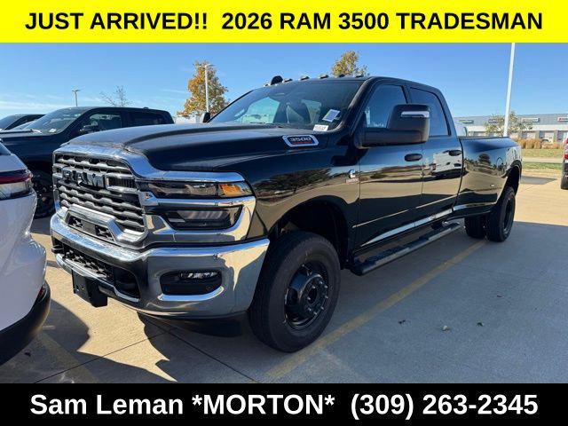 2026 RAM Ram 3500 RAM 3500 TRADESMAN CREW CAB 4X4 8 BOX