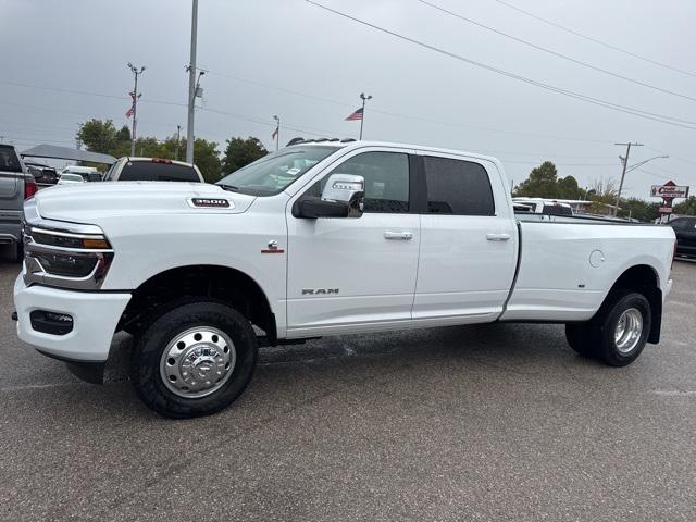 2026 RAM Ram 3500 RAM 3500 LARAMIE CREW CAB 4X4 8 BOX