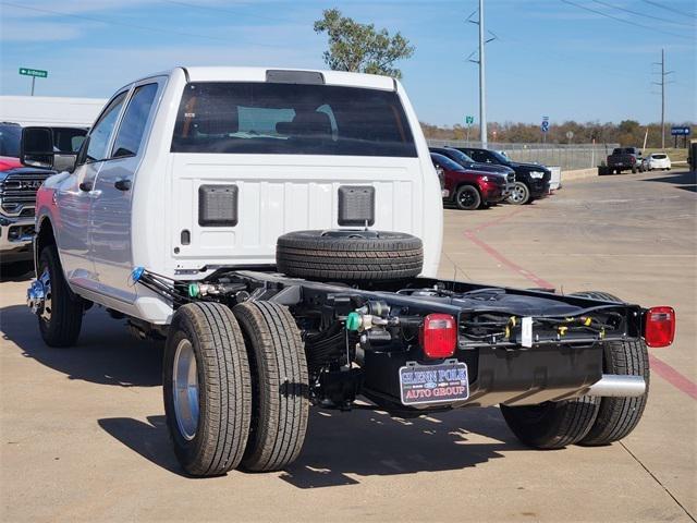 2026 RAM Ram 3500 Chassis Cab RAM 3500 TRADESMAN CREW CAB CHASSIS 4X4 60 CA 2026 RAM Ram 3500 Chassis Cab RAM 3500 TRADESMAN CREW CAB CHASSIS 4X4 60 CA