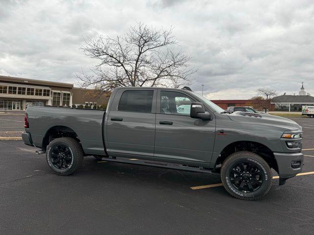 2026 RAM Ram 2500 RAM 2500 BLACK EXPRESS CREW CAB 4X4 64 BOX 2026 RAM Ram 2500 RAM 2500 BLACK EXPRESS CREW CAB 4X4 64 BOX