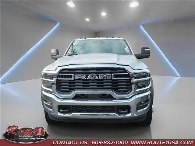 2026 RAM Ram 5500 Chassis Cab RAM 5500 TRADESMAN CHASSIS REGULAR CAB 4X4 60 CA