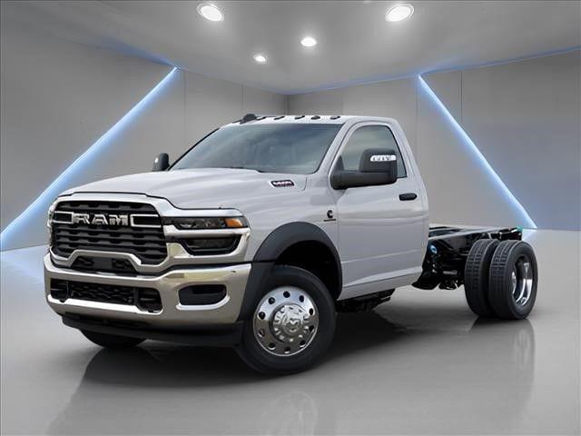 2026 RAM Ram 5500 Chassis Cab RAM 5500 TRADESMAN CHASSIS REGULAR CAB 4X4 60 CA