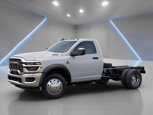 2026 RAM Ram 5500 Chassis Cab RAM 5500 TRADESMAN CHASSIS REGULAR CAB 4X4 60 CA