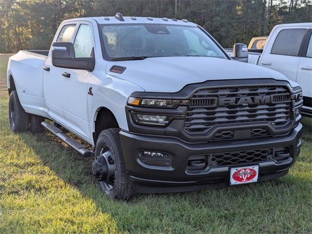 2026 RAM Ram 3500 RAM 3500 TRADESMAN CREW CAB 4X4 8 BOX 2026 RAM Ram 3500 RAM 3500 TRADESMAN CREW CAB 4X4 8 BOX