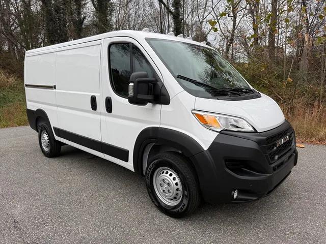 2026 Ram ProMaster Cargo Van Tradesman Low Roof 136" WB w/Pass Seat