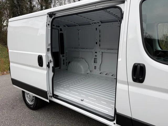 2026 Ram ProMaster Cargo Van Tradesman Low Roof 136" WB w/Pass Seat