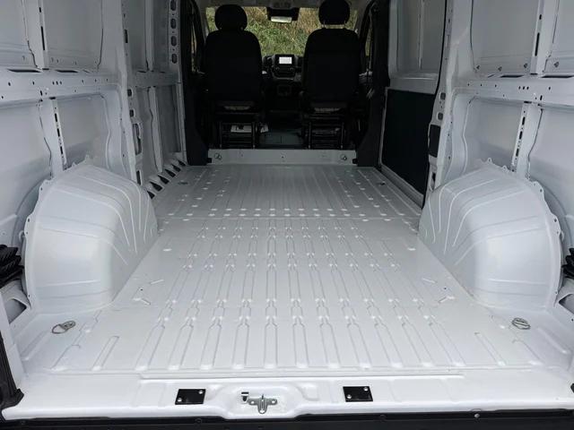 2026 Ram ProMaster Cargo Van Tradesman Low Roof 136" WB w/Pass Seat