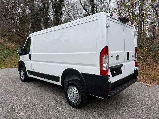2026 Ram ProMaster Cargo Van Tradesman Low Roof 136" WB w/Pass Seat