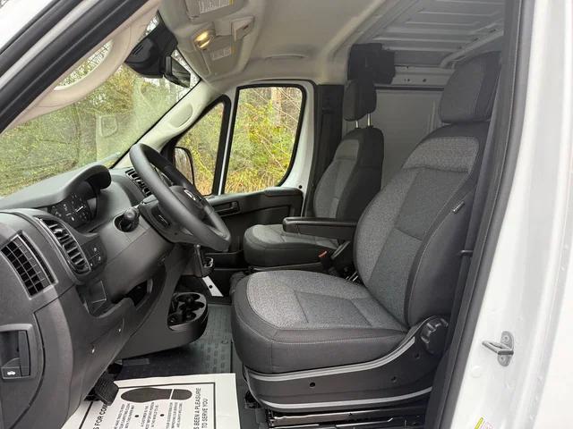 2026 Ram ProMaster Cargo Van Tradesman Low Roof 136" WB w/Pass Seat
