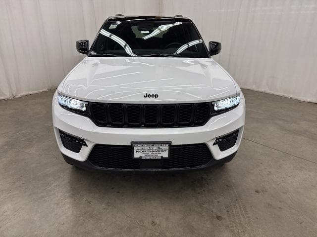 2025 Jeep Grand Cherokee GRAND CHEROKEE LIMITED 4X4 2025 Jeep Grand Cherokee GRAND CHEROKEE LIMITED 4X4