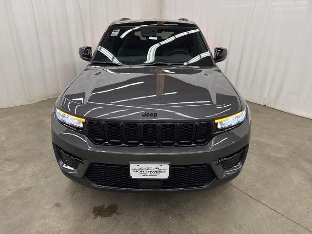 2025 Jeep Grand Cherokee GRAND CHEROKEE LIMITED 4X4 2025 Jeep Grand Cherokee GRAND CHEROKEE LIMITED 4X4