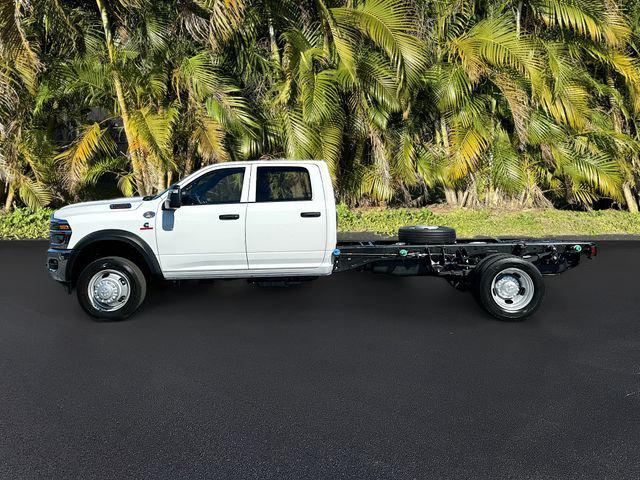 2026 RAM Ram 5500 Chassis Cab RAM 5500 TRADESMAN CHASSIS CREW CAB 4X4 84 CA