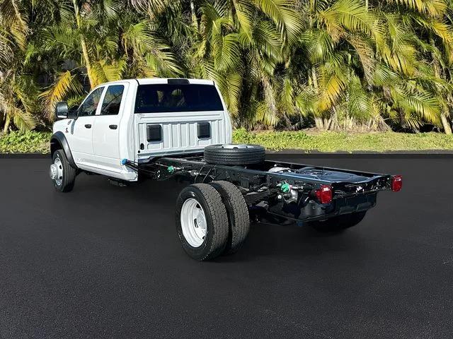 2026 RAM Ram 5500 Chassis Cab RAM 5500 TRADESMAN CHASSIS CREW CAB 4X4 84 CA