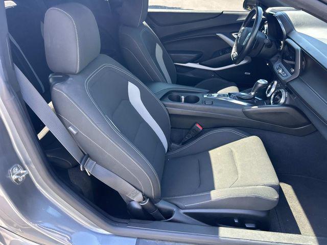 2022 Chevrolet Camaro RWD Coupe LT1