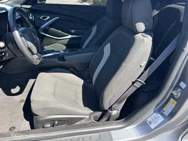 2022 Chevrolet Camaro RWD Coupe LT1