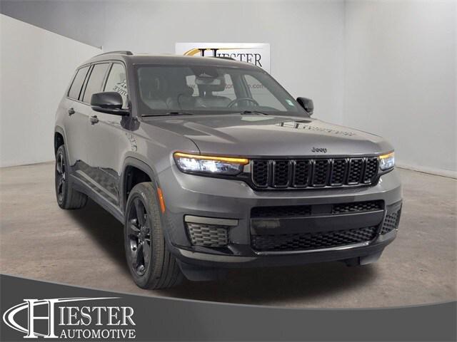 2022 Jeep Grand Cherokee L Altitude 4x2