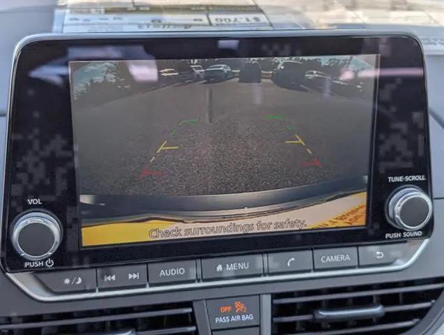 2025 Nissan Altima SR FWD