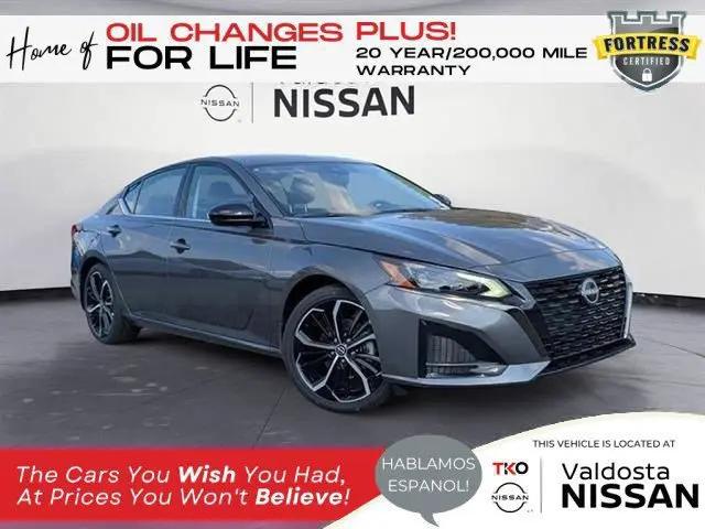 2025 Nissan Altima SR FWD
