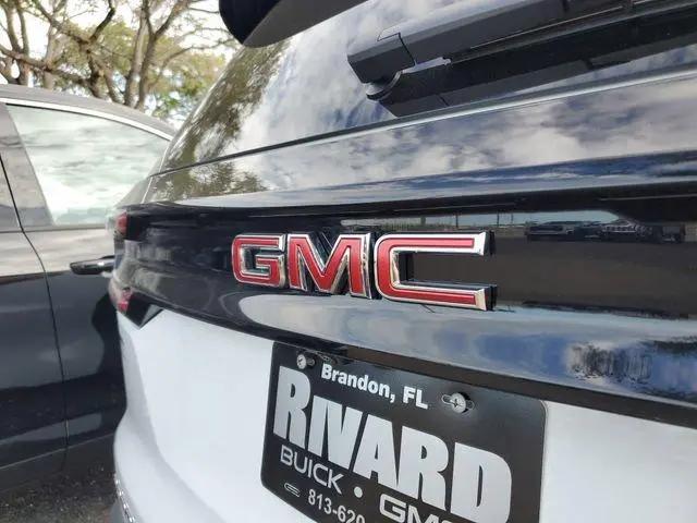 2026 GMC Acadia Elevation FWD