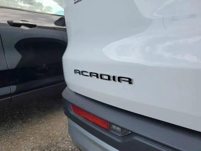2026 GMC Acadia Elevation FWD