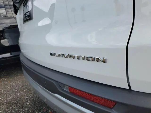 2026 GMC Acadia Elevation FWD