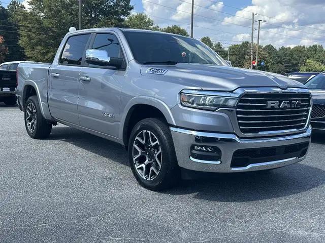 2025 Ram 1500 Laramie Crew Cab 4x4 57 Box