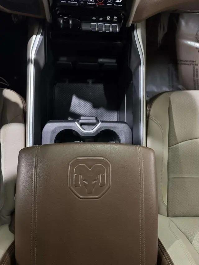 2020 Jeep Ram 2500 Laramie Crew Cab 4x4 6'4" Box