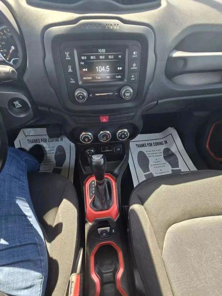 2015 Jeep Renegade Trailhawk