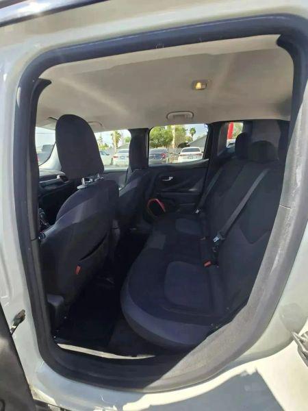 2015 Jeep Renegade Trailhawk