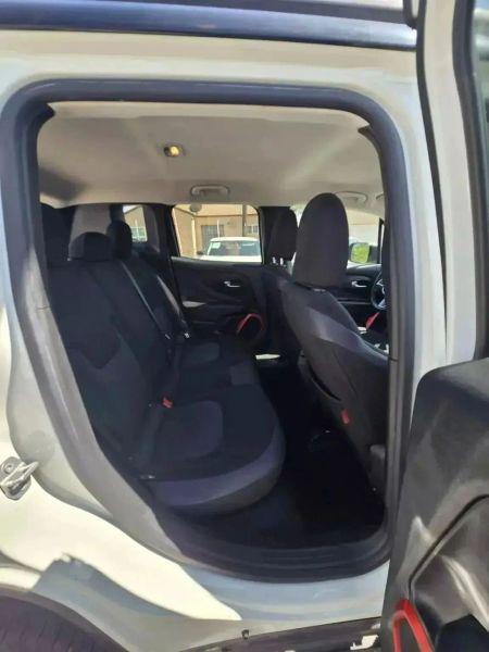 2015 Jeep Renegade Trailhawk