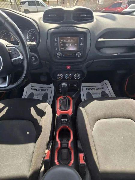 2015 Jeep Renegade Trailhawk