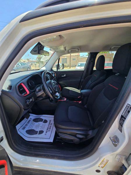 2015 Jeep Renegade Trailhawk