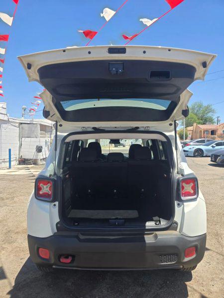 2015 Jeep Renegade Trailhawk