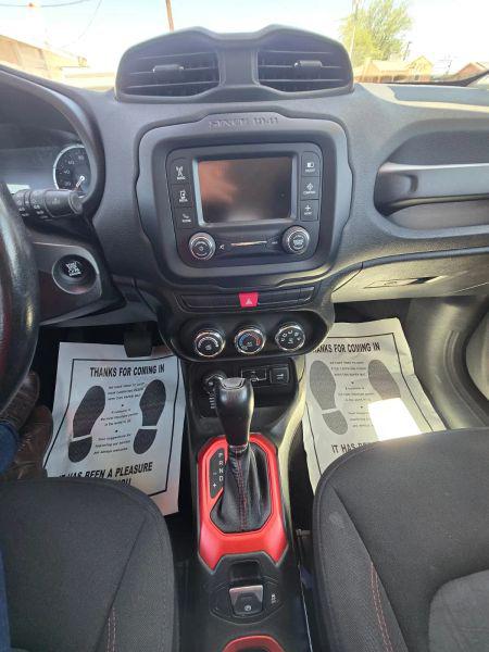 2015 Jeep Renegade Trailhawk