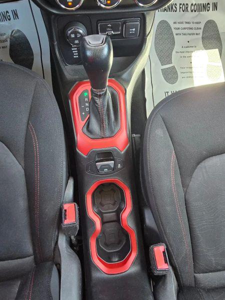 2015 Jeep Renegade Trailhawk