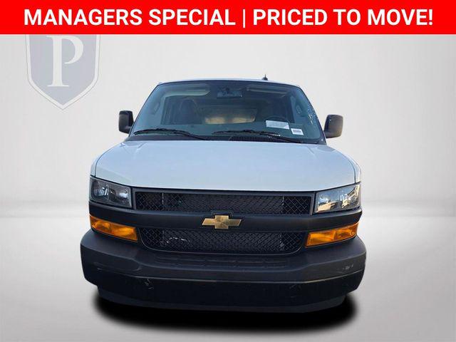 2025 Chevrolet Express Cargo Van RWD 2500 Extended Wheelbase WT