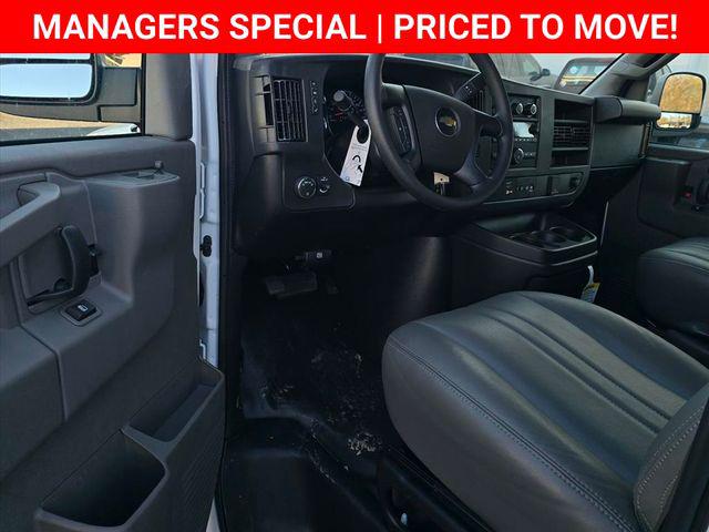 2025 Chevrolet Express Cargo Van RWD 2500 Extended Wheelbase WT