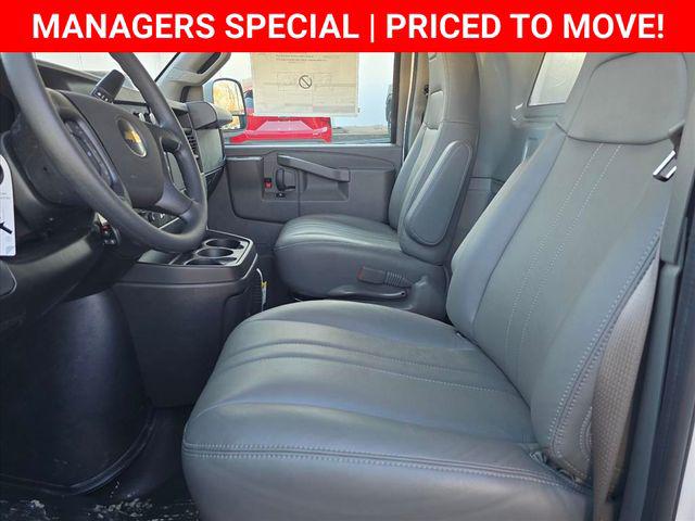 2025 Chevrolet Express Cargo Van RWD 2500 Extended Wheelbase WT