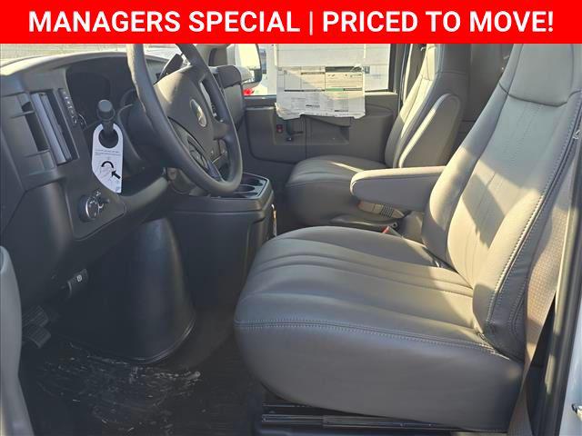 2025 Chevrolet Express Cargo Van RWD 2500 Extended Wheelbase WT