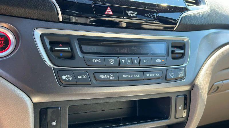 2022 Honda Pilot AWD Special Edition