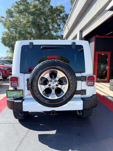 2016 Jeep Wrangler Unlimited Sahara