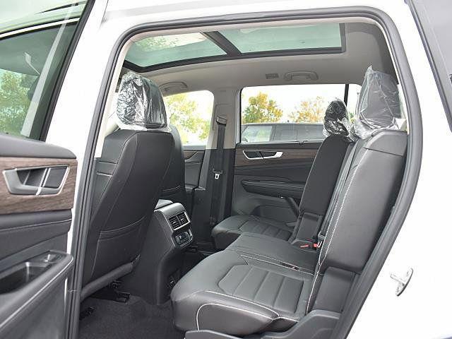 2026 Volkswagen Atlas SEL