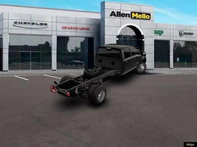 2026 RAM Ram 5500 Chassis Cab RAM 5500 BIG HORN CHASSIS CREW CAB 4X4 84 CA