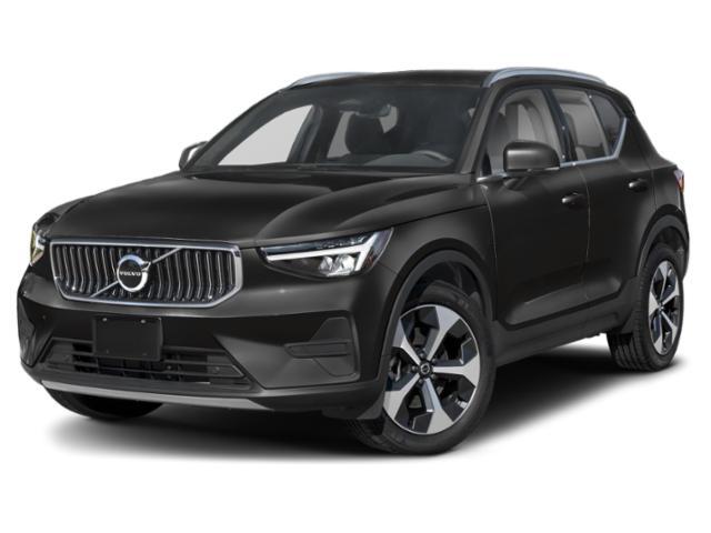 2026 Volvo XC40 B4 Plus
