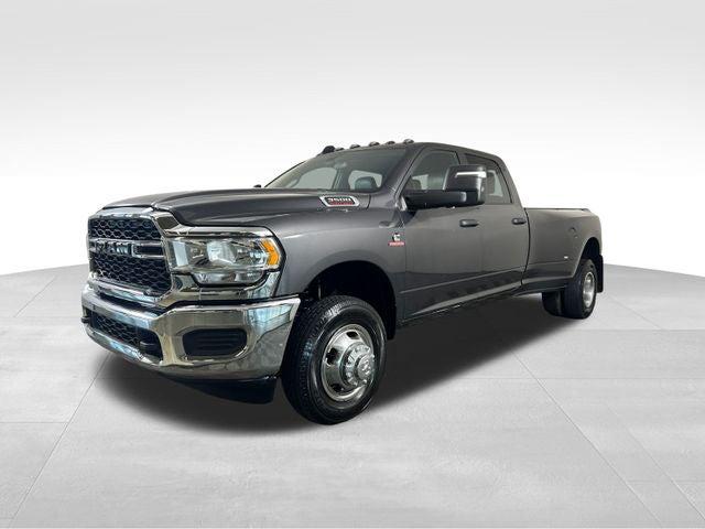 2024 RAM 3500 Tradesman Crew Cab 4x4 8 Box 2024 RAM 3500 Tradesman Crew Cab 4x4 8 Box