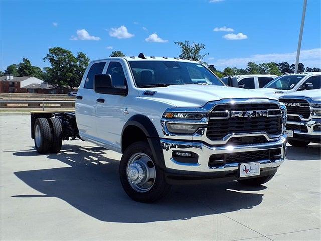 2026 RAM Ram 5500 Chassis Cab RAM 5500 TRADESMAN CHASSIS CREW CAB 4X4 84 CA 2026 RAM Ram 5500 Chassis Cab RAM 5500 TRADESMAN CHASSIS CREW CAB 4X4 84 CA