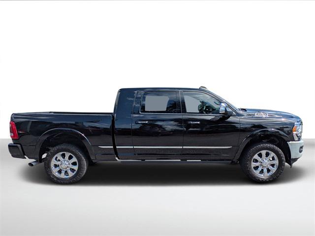 2020 RAM 3500 Limited Mega Cab 4x4 64 Box 2020 RAM 3500 Limited Mega Cab 4x4 64 Box