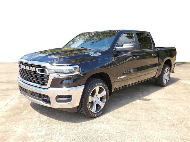 2025 RAM Ram 1500 RAM 1500 TRADESMAN CREW CAB 4X4 57 BOX